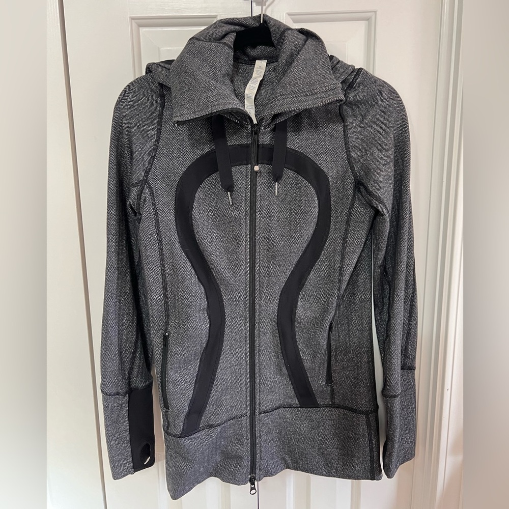 Lululemon Stride zip-up jacket- 6